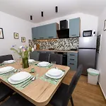 Apartman Ulika&foska *